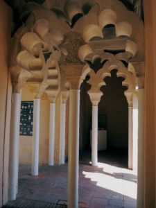 Arquitectura árabe, La Alcazaba de Málaga