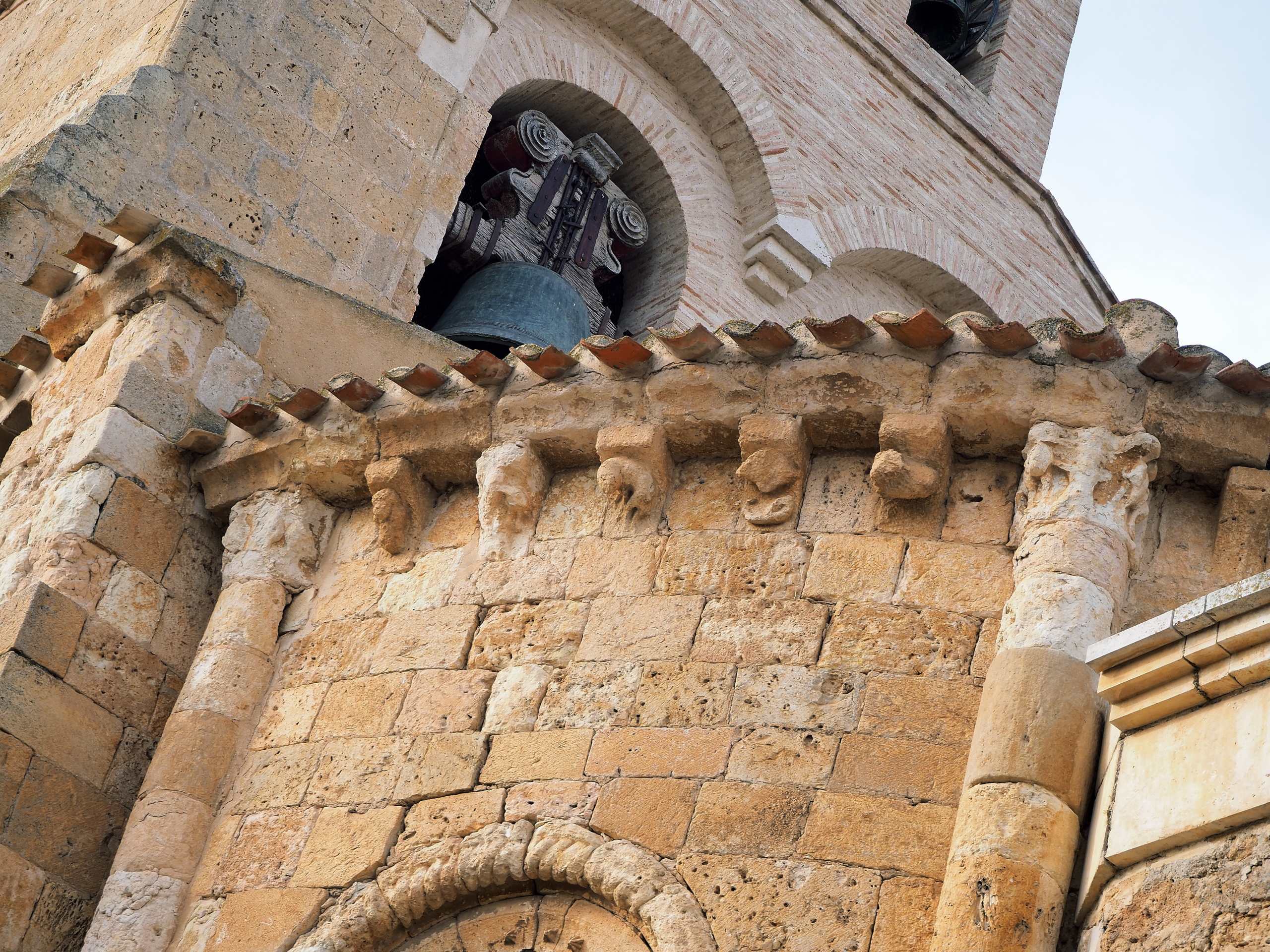 Impresionante románico en San Esteban de Gormaz, Soria